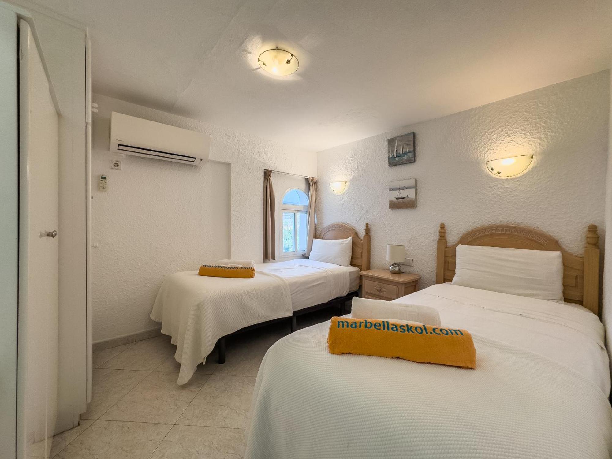 Skol 408A 2 Bedrooms Duplex With Sea Views ماربيا المظهر الخارجي الصورة