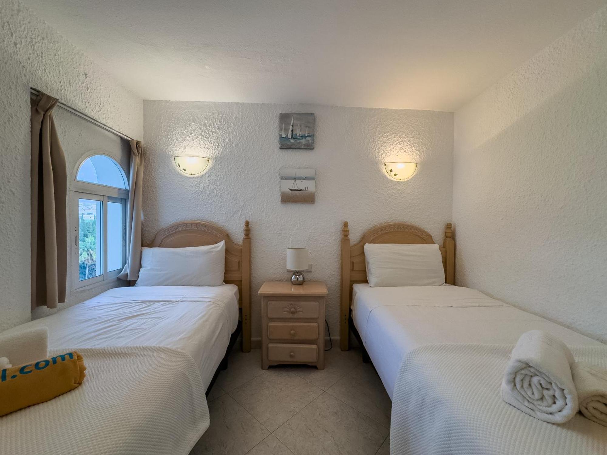 Skol 408A 2 Bedrooms Duplex With Sea Views ماربيا المظهر الخارجي الصورة